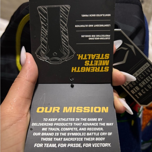 NWT EVOSHIELD CustomTech EvoAlpha Football Rib Shirt Black Grey - Picture 12 of 14